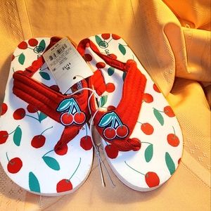 NWT Cat & Jack Sandals for children